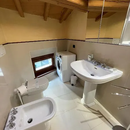 Attic 1 Centro Storico 公寓